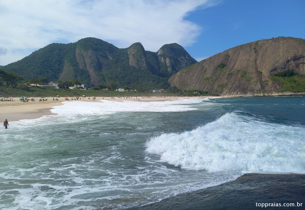 Praia de Itacoatiara