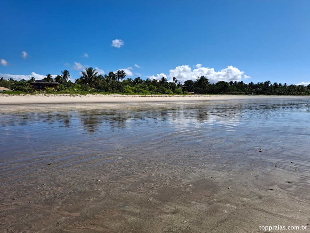 Praia das Bobocas em Santa Cruz Cabrália