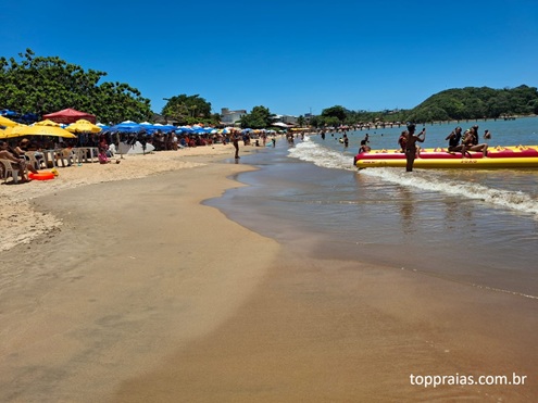 Praia do Cemitério em Rio das Ostras