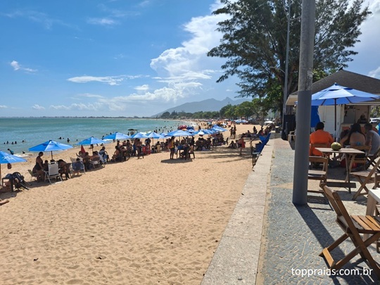 Praia do Centro em Rio das Ostras