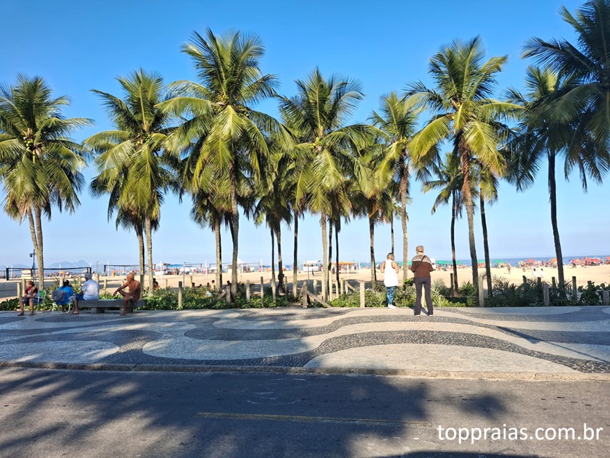 Calçadão da Praia de Copacabana